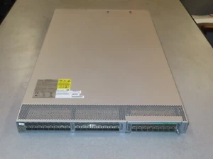 Cisco N5K-C5548UP 32-Port 10Gbps + N55-M8P8FP + N55-D160L3 + N5548-FAN-B + 750W - Picture 1 of 6