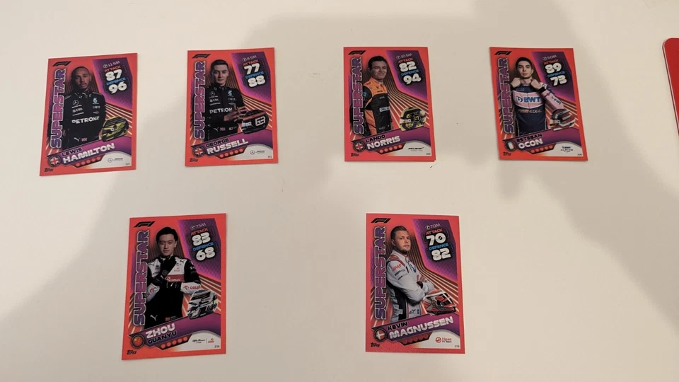 F1 Topps Turbo Attax 2022 UK SUPERSTAR RED PARALLELS (NO NUMBER) - MULTIDISCOUNT - Image 1 of 1