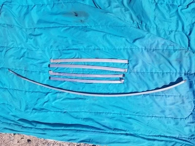 Ford Small Ranger Truck 1983-1992 y juego de 2 molduras de parabrisas Bronco Foto 1 de 4