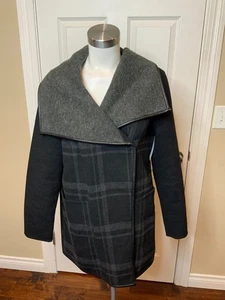 Tahari schwarz & grau karierter Mantel mit Oversize-Kragen Wollmischung Handarbeit, Größe M - Bild 1 von 5