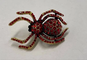 Spider Tarantula Insect Brooch Pendant Red Black Stones Gold Tone Halloween Goth - Picture 1 of 6