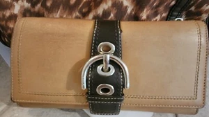 Vintage Coach Two Tone Leather Wallet - Picture 1 of 10