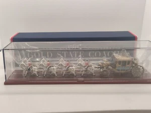 1762 GOLD STATE COACH CARROZZA PRINCIPE CARLO III 6 MAGGIO 2023 SCATOLA FIAMMIFERI SCATOLA ORIGINALE - Foto 1 di 10