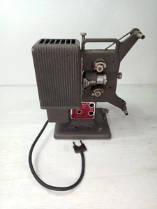 VINTAGE CINE PROIETTORE Kodascope 8-33 MODIFICATO,PER RICAMBI,NON TESTATO - Photo 1/6