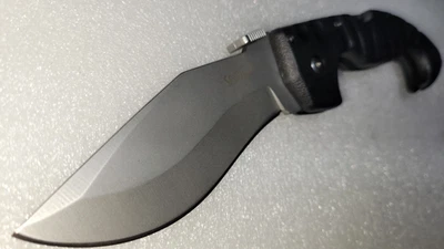 Cuchillo táctico EDC ACERO FRÍO ESPARTANO; estilo Kukri. Acero AUS10A; mango Griv-Ex Foto 1 de 4