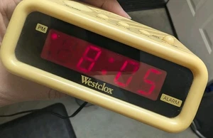 Vintage Alarm Clock Westlclox Plug in With 9v - Tested  - Picture 1 of 9