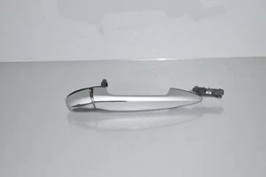 BMW F46 Serie 2 F45 maniglia porta posteriore destra Door handle rear right 7396308 - Foto 1 di 4