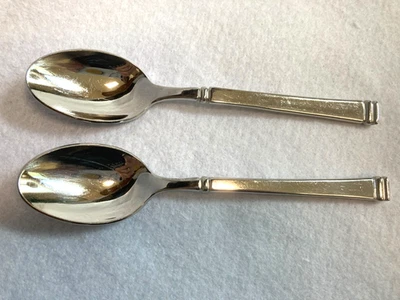 2 cucharaditas de acero inoxidable Pottery Barn RILEY 7 1/4" Foto 1 de 4