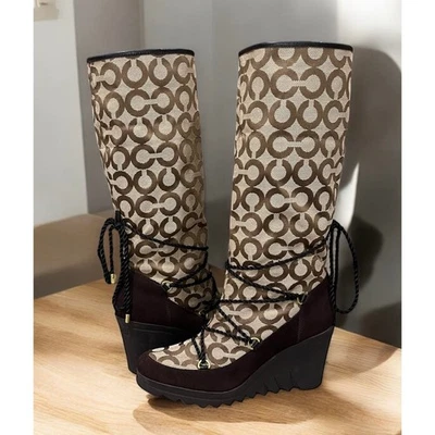 Bota de cuña Y2K Coach A7262 Maisy Op Art Signature talla 10B   Foto 1 de 4