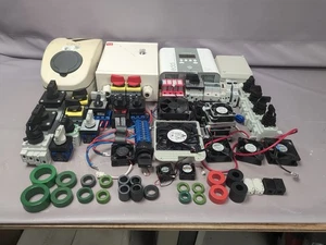 Verschiedene gebrauchte Schalter, Lüfter und Ferrit Toroide. - Bild 1 von 14