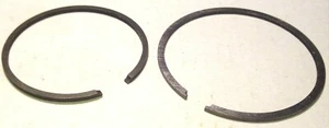 SEGMENTO, FASCE ELASTICHE PER MOTORI A 2 TEMPI,CON GRANO LATERALE E CENTRALE - Foto 1 di 3