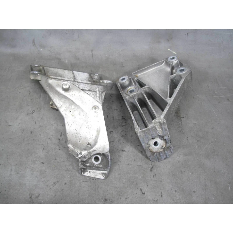 2006-2010 BMW E60 5-Series E61 6cylinder AWD xDrive Engine Suspension Arms OEM - Imagem 1 de 4