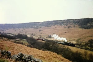 STEAM TRAIN, Yorkshire - Original 35mm SLIDE - Picture 1 of 2