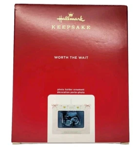 Ultrasound Photo Holder Hallmark Keepsake Ornament Worth The Wait Baby 2020 New - Picture 1 of 3