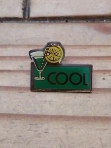 Pin's Pins Pin Enamel: Cocktail "COOL" - Imagen 1 de 2