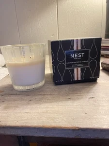 NEST New York Vanilla Orchid & Almond Scented Candle 21.1 oz Large Glass Jar - Picture 1 of 4