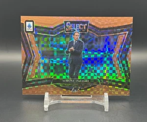 Tablero de ajedrez Simone Inzaghi 2024-25 Panini Select Serie A nivel de campo cobre/45 - Imagen 1 de 2