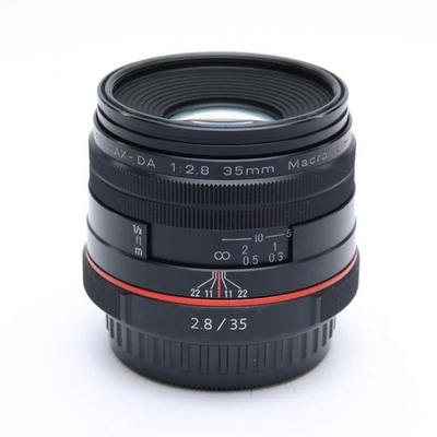 Pentax HD DA 35mm F/2.8 Macro Limited Black (APS-C / K mount) #230 - Image 1 of 4