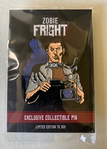 Zobie Fright Exclusive Collectible Pin Movie Paranormal Activity - 72/300 - Picture 1 of 3