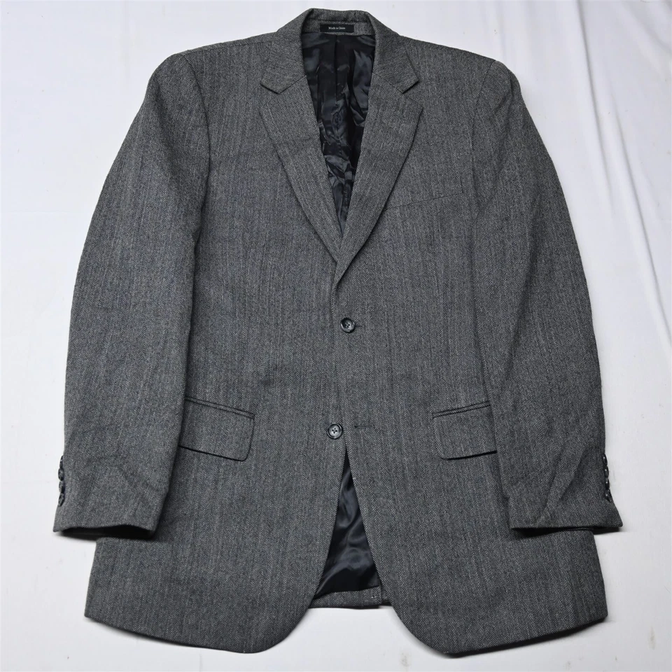 Joseph & Feiss 38L Gray Herringbone Luxury Wool Tweed Blazer Jacket Sport Coat - Image 1 of 4