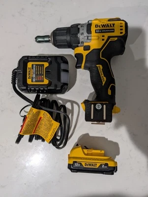 Taladro atornillador DEWALT DCD701 3/8 pulgadas 12V con batería y cargador, accesorios Foto 1 de 4