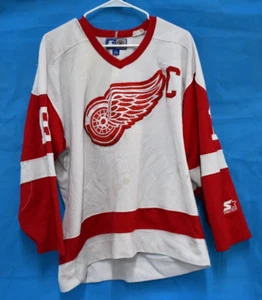 VINTAGE DETROIT RED WINGS #19 YZERMAN NHL STARTER HOCKEY JERSEY SZ LARGE T-18 - Picture 1 of 11