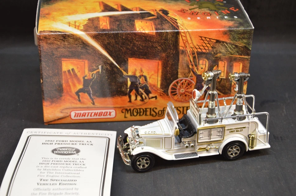 MATCHBOX FIRE ENGINE SERIES 1932 FORD MODEL AA HIGH PRESSURE TRUCK DIE CAST - Immagine 1 di 4