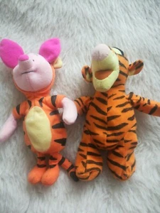 Winnie The Pooh Small Toys - Picture 1 of 2
