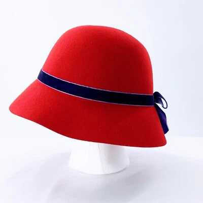 Sombrero Cloche de fieltro de lana Liz Claiborne rojo espalda dividida terciopelo lazo aleta talla única Foto 1 de 4