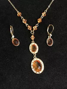 Vintage Avon Faceted "Y" Necklace & Earring Set w/Rhinestone Accents NIB Honey - Picture 1 of 8