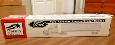 Turkey Hill Liberty Classic Spec Cast 1/64 Diecast AeroMax Semi Tractor Trailer - Image 1 of 4