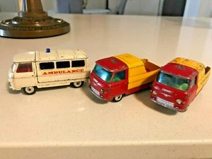 Corgi Toys 463 Commer 3/4 Chassis Ambulance made in Great Britain  - Picture 1 of 10