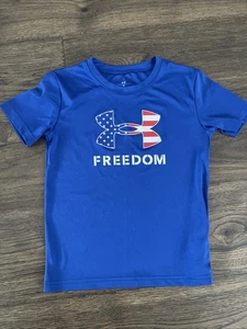 Under Armour Freedom Flag Logo Gray Shirt Size 6 Boy's - Picture 1 of 3