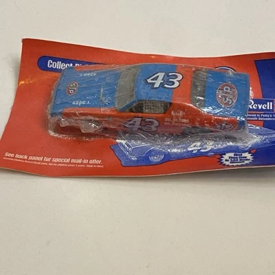 Richard Petty #43 1967 Plymouth Road Runner Car Diecast 1:64 WISK Mail-in Revell - Image 1 of 4