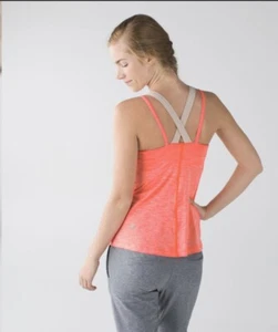 Lululemon Run For Gold Tank Heathered Electric Coral / Naked Shelf BH Größe 4 - Bild 1 von 8