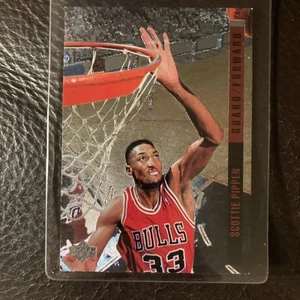 Scottie Pippen #G10 (1993) Upper Deck SE Behind The Glass - Picture 1 of 3