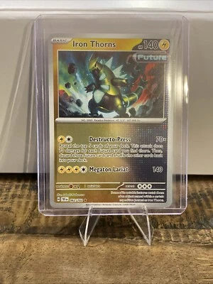 Iron Thorns 062/162 Sv05: Temporal Forces Reverse Holo - Image 1 of 2