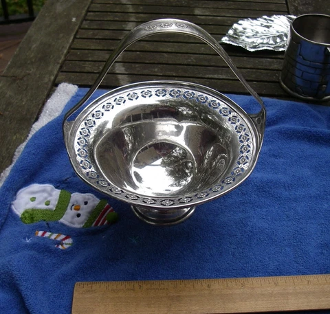 Good WEIDLICH Sterling Small SERVING BASKET-Fixed Handle-No Mono-NR Cover