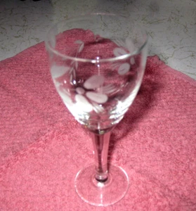 Princess House Cordial Tulip Shaped Glass 5 3/8"- 3oz sherry/Liquor - Picture 1 of 2