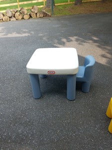 little tikes table and chairs target