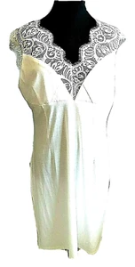 Unbranded Tunic Sleeveless Blouse Womens Size 2XL White Lace Neckline *VGC* - Picture 1 of 6