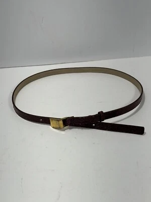 Cinturón para mujer Hugo Boss piel de becerro burdeos talla 28 hecho en Italia leer descripción Foto 1 de 4