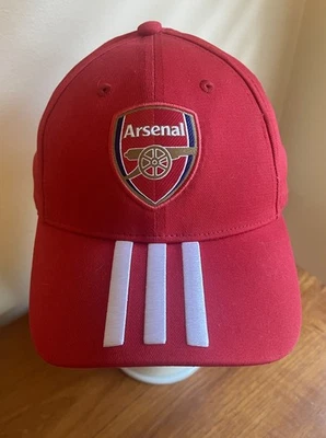 New w/Tag Arsenal 2018 AFC C40 Red Cap with Embroidered Badge & Stripes EH5083 - Image 1 of 4