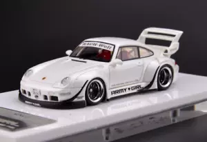 FuelMe 1:64 Harz Auto Modell Porsche 911 993 RWB weiß Hochheckflügel - Bild 1 von 5