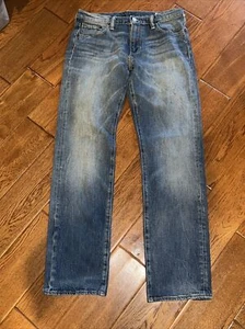 Levi's 504 Jeans Men actual size 30x 30 White Oak Cone Blue Denim -Leather Patch - Picture 1 of 9