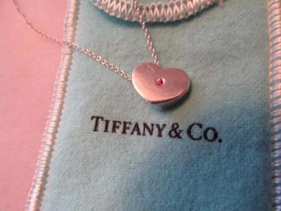 Tiffany& Co. Picasso Moderno Corazón Zafiro Rosa Collar Colgante Foto 1 de 4