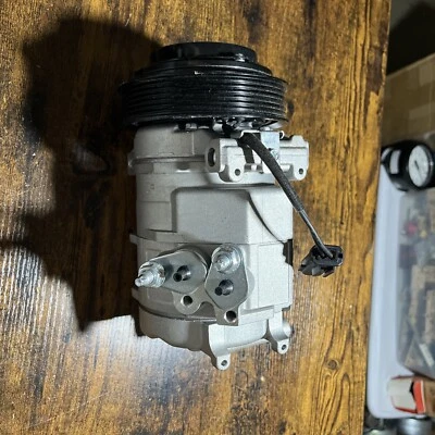 Conjunto de compresor de aire acondicionado-10s17 UAC CO 30001C Dodge Charger 2009 Foto 1 de 4