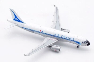 Air France / Airbus A320 / F-GFKJ / AV4162 / 1:400 Foto 1 de 4