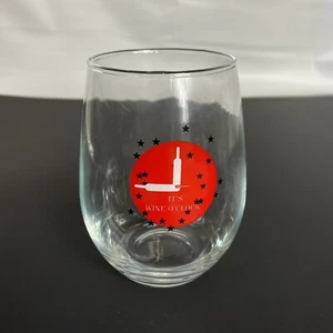 Wine glass it's wine o'clock - Picture 1 of 10
