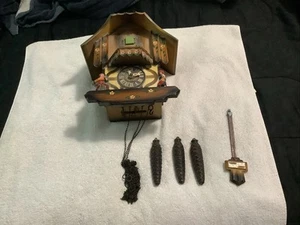 Vintage Schweizer Uhrwerk Schwarzwälder deutsche musikalische Kuckucksuhr - Bild 1 von 15